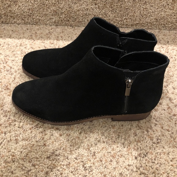 Sole Society Bevlyn Bootie - Picture 3 of 6